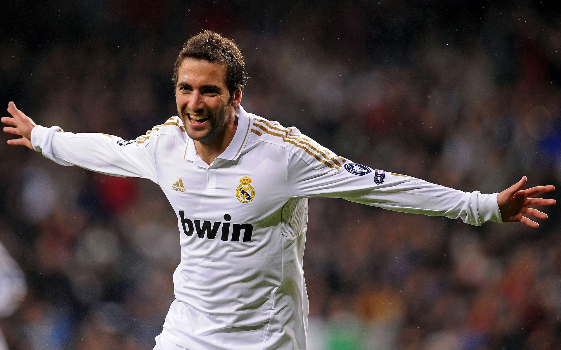 利物浦扩大领先，锁定欧冠四强席位，利物浦欧冠排名